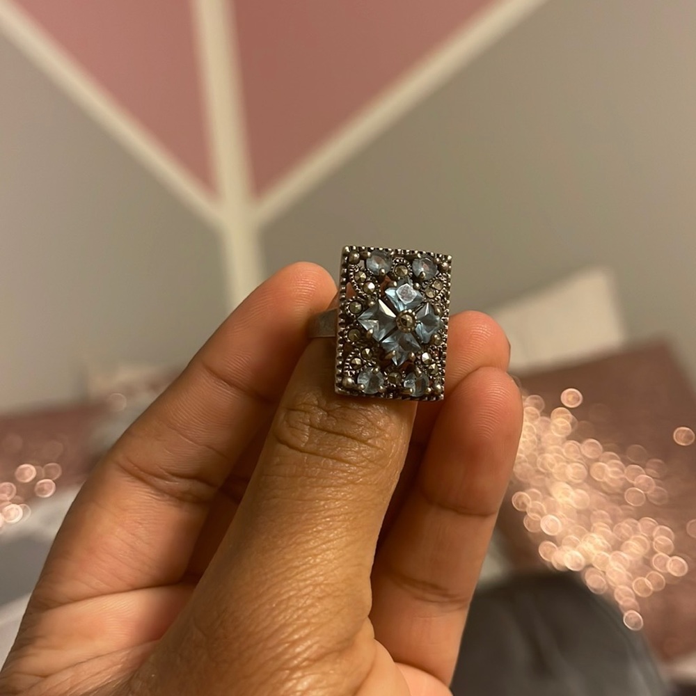 Vintage .925 Silver Ring with Light Blue Crystals ‼️BUNDLE AND SAVE‼️